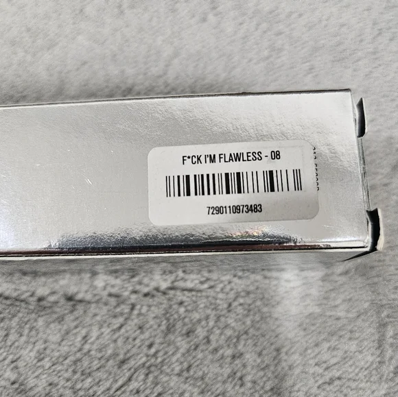 IL MAKIAGE F*CK I’M FLAWLESS Multi-Use Perfecting Concealer – Shade 08 - Picture 4 of 8